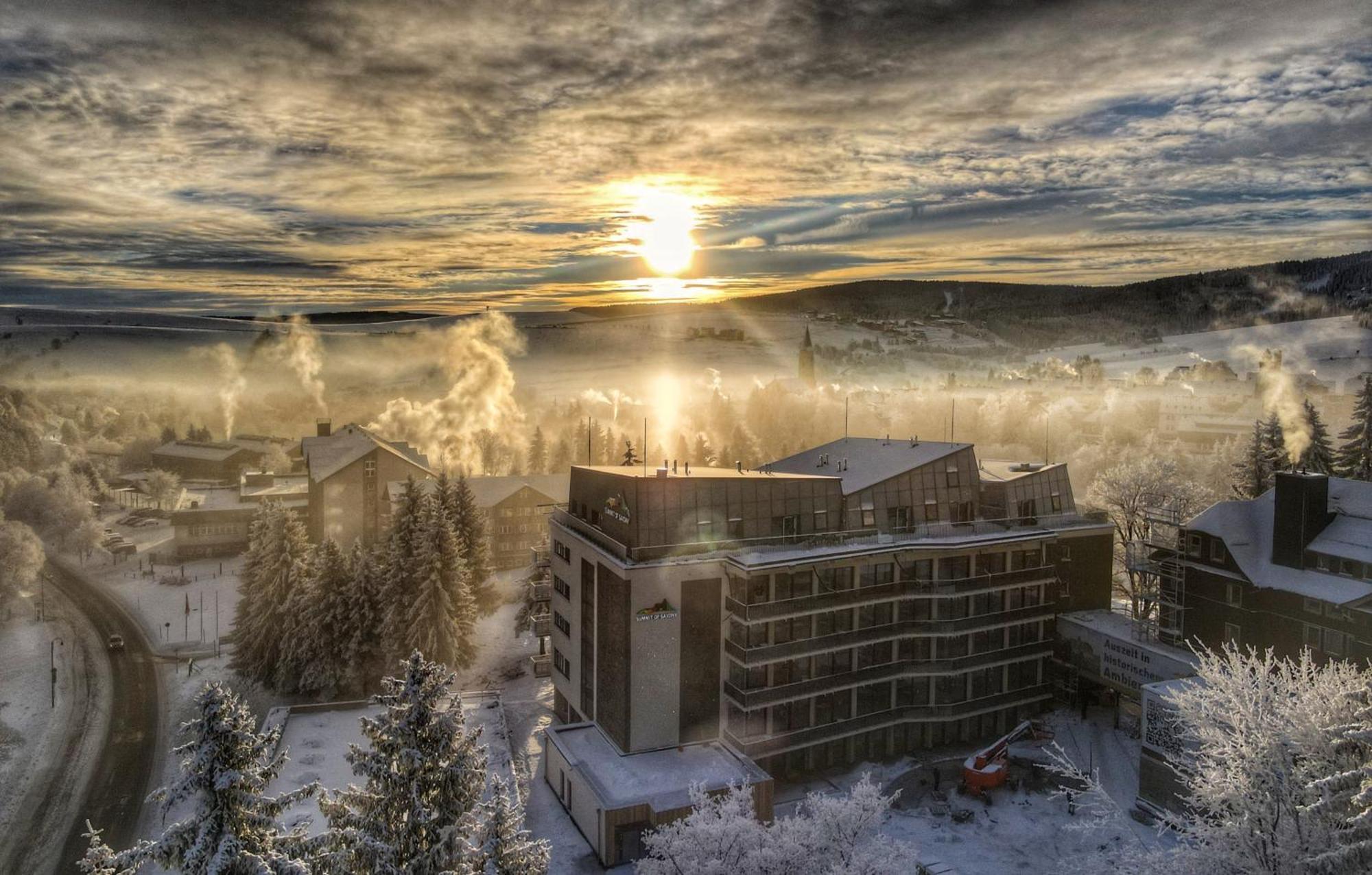 Summit Of Saxony Hotel